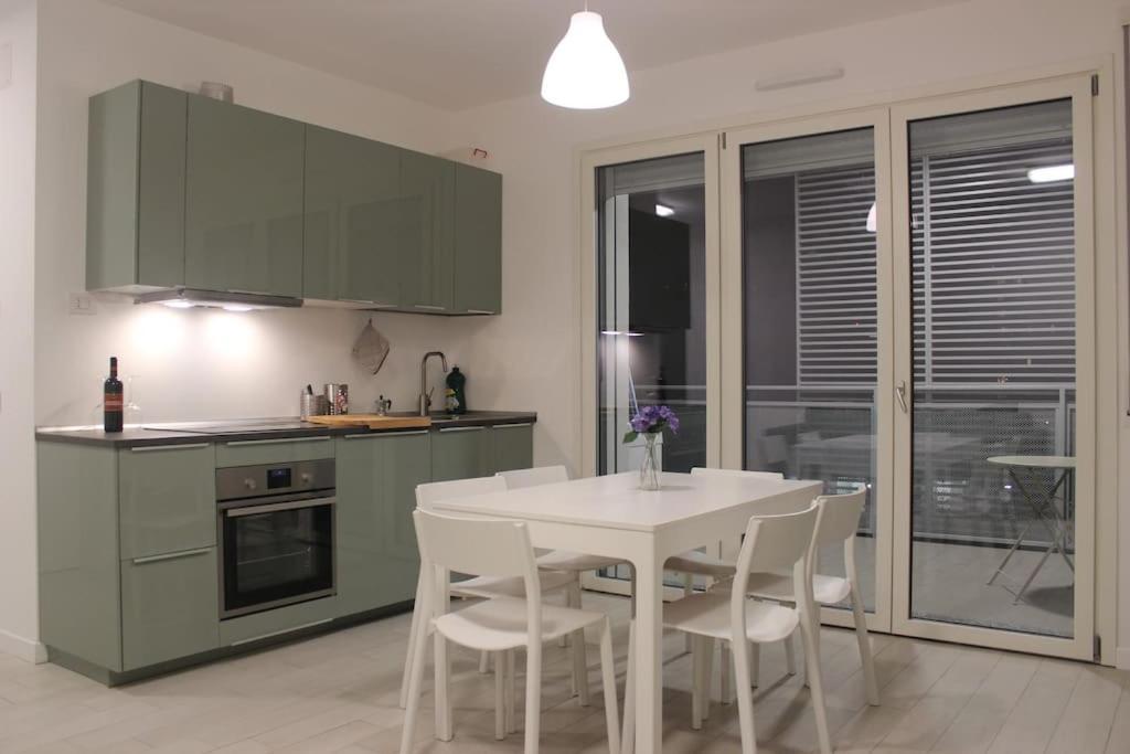 Luxury 3 Bedroom Apartment 100 Mq Next To Rho Fiera And San Siro Milán Exterior foto