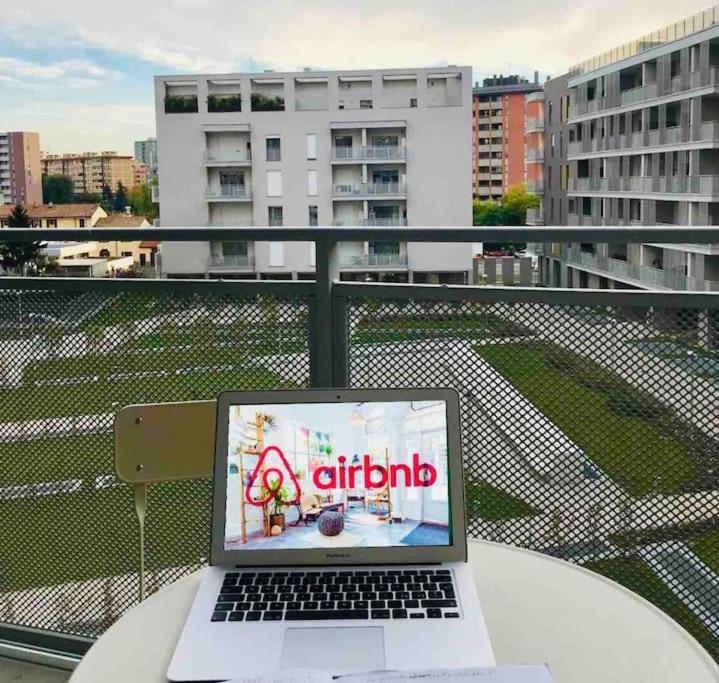 Luxury 3 Bedroom Apartment 100 Mq Next To Rho Fiera And San Siro Milán Exterior foto