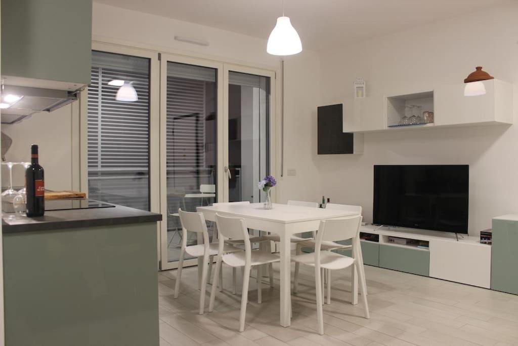 Luxury 3 Bedroom Apartment 100 Mq Next To Rho Fiera And San Siro Milán Exterior foto